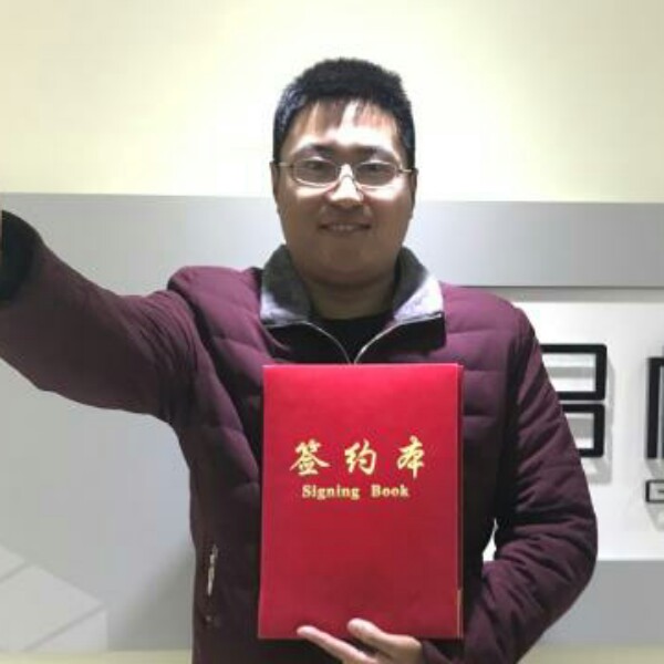 俊逸赵的照片