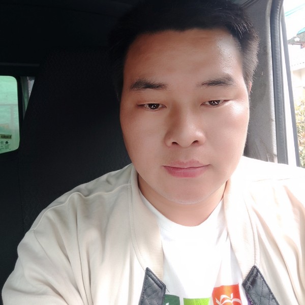 逐风的痴情的照片