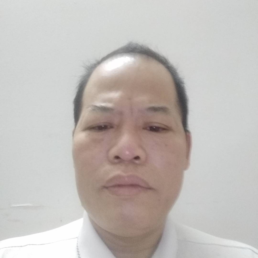 健壮深拥季节的照片