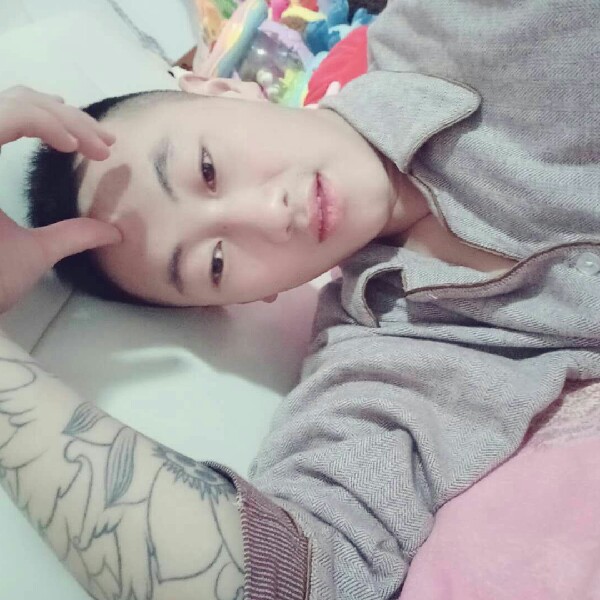 丁痞子的照片