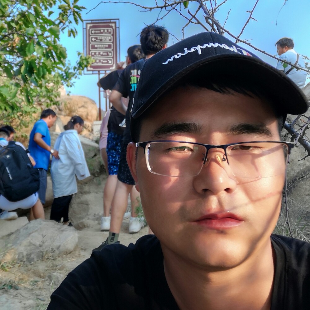 异世求安的照片