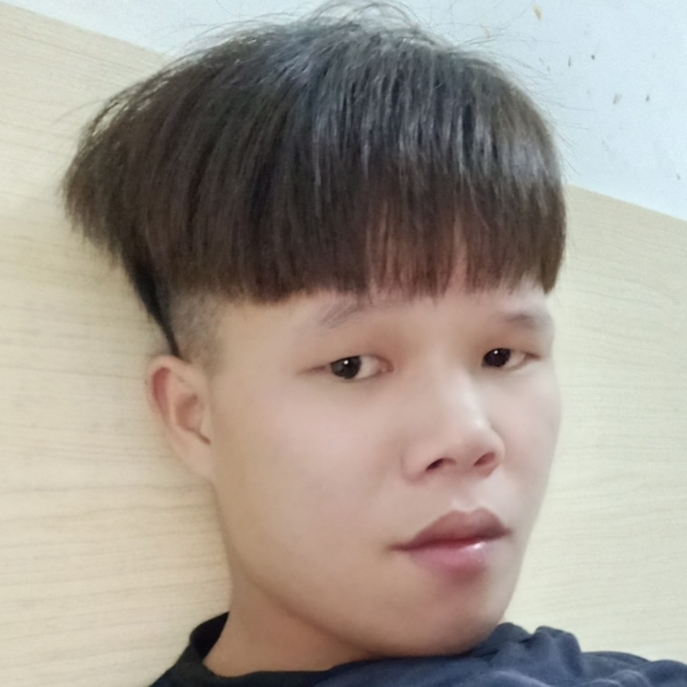 眼睛爱笑的照片