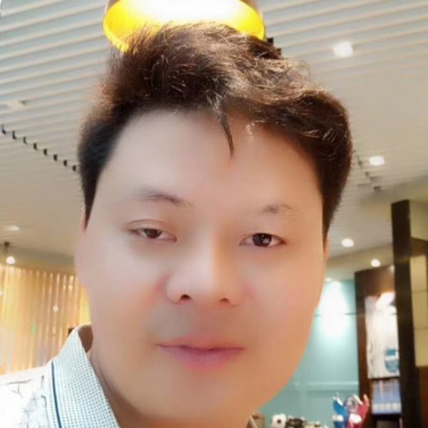 吴天彪的照片