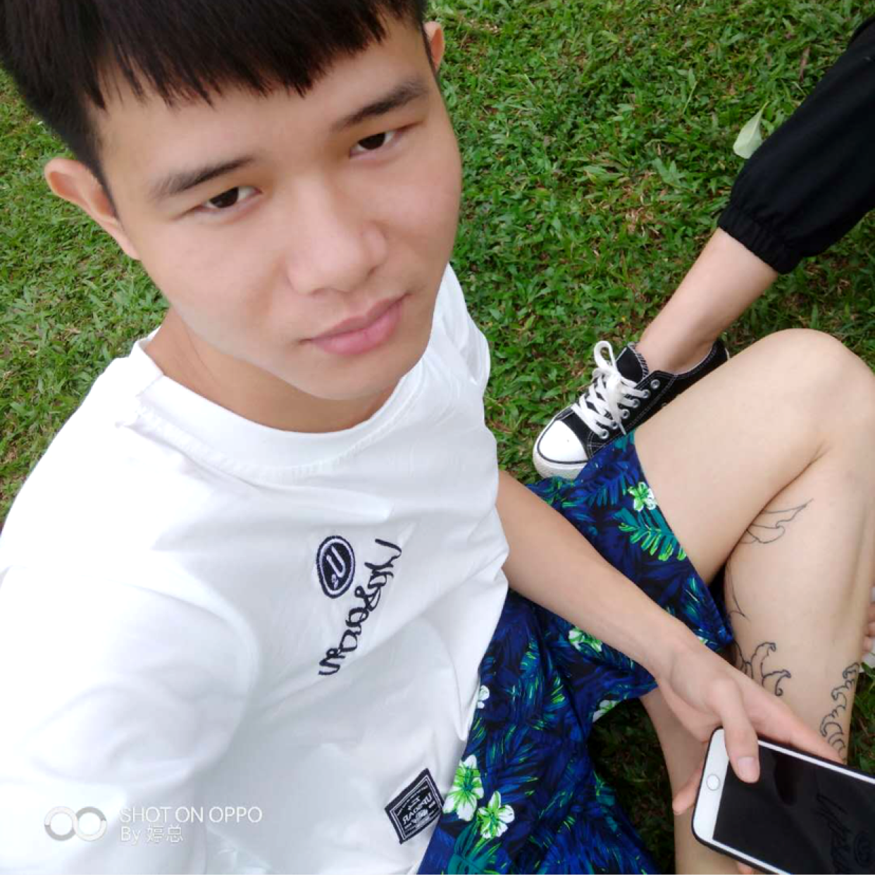 小伙保卫最后的的照片