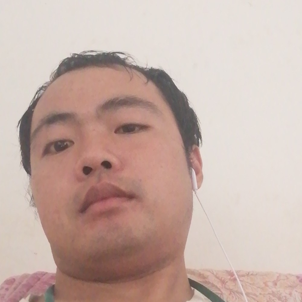 细心有墨镜的照片