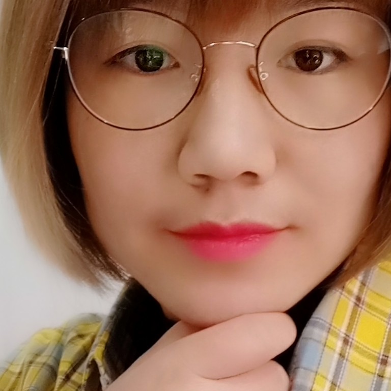 甲如的照片