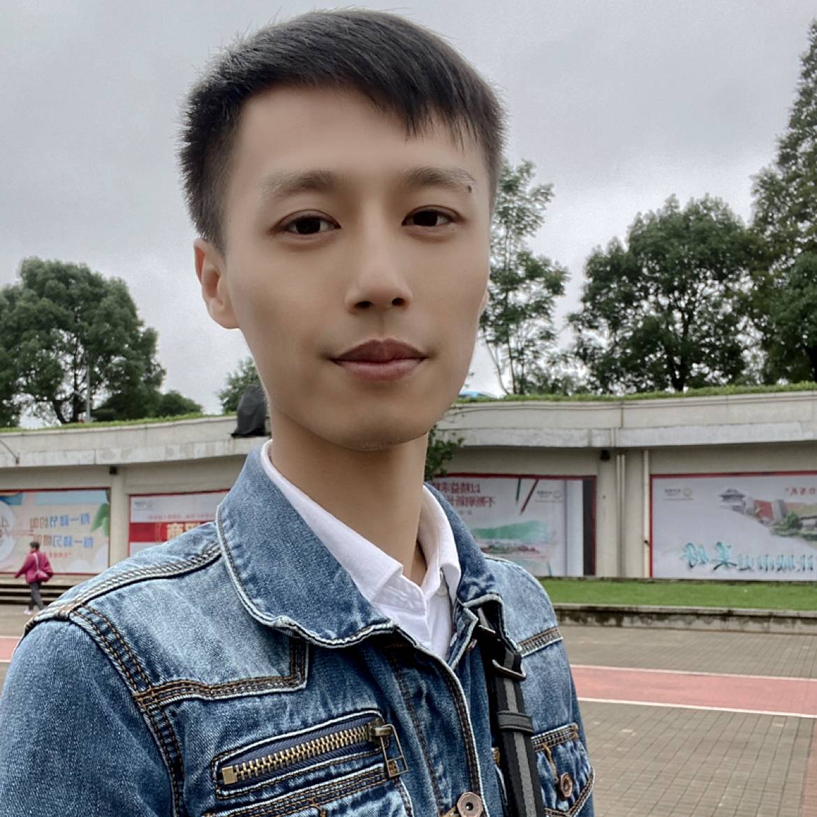 毅然.的照片
