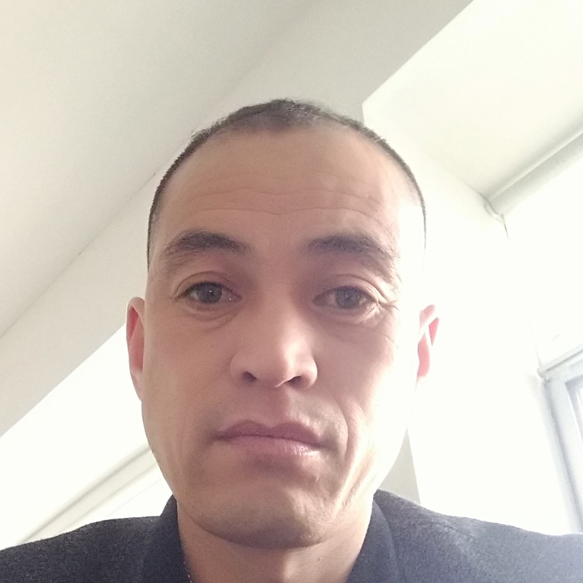 王德民的照片