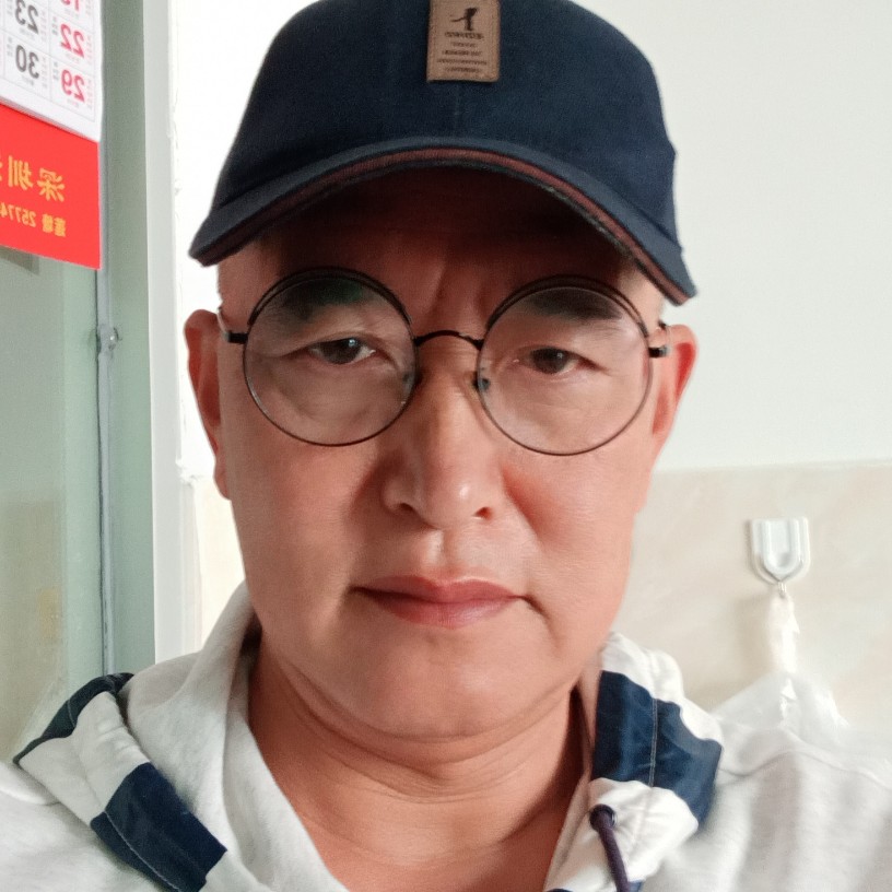 水中飞鼠的照片