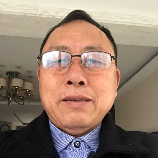 俏皮爱龙猫的照片