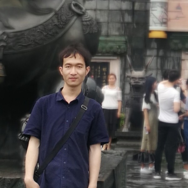 陆俊铭的照片