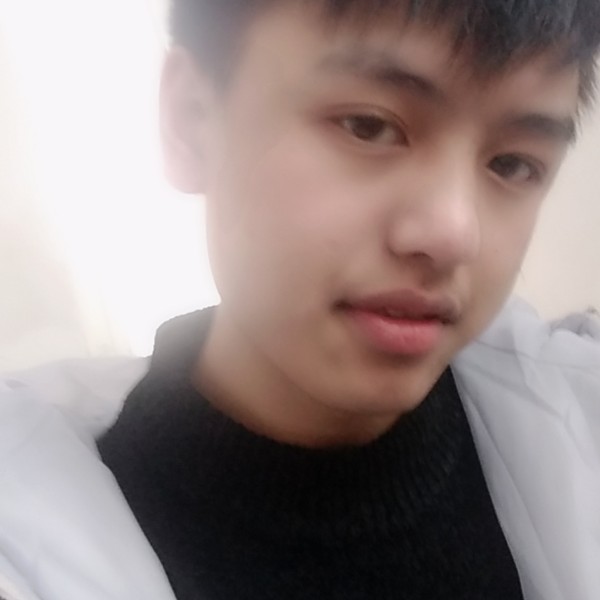 多情蹙眉缱绻的照片