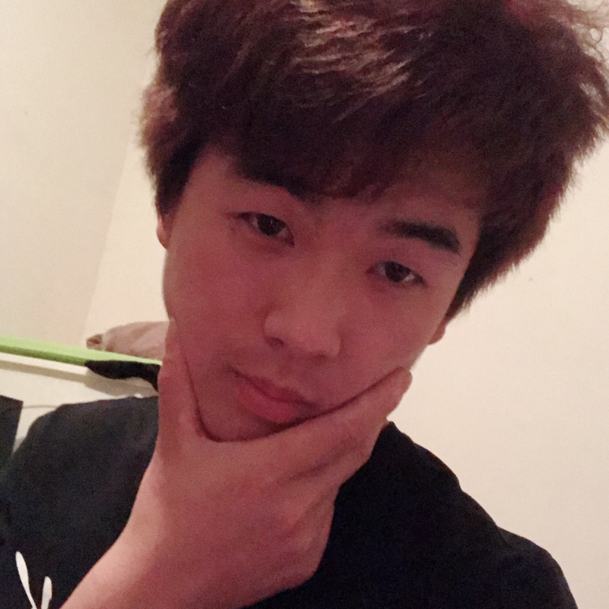 冰棍蹙眉彼年的照片