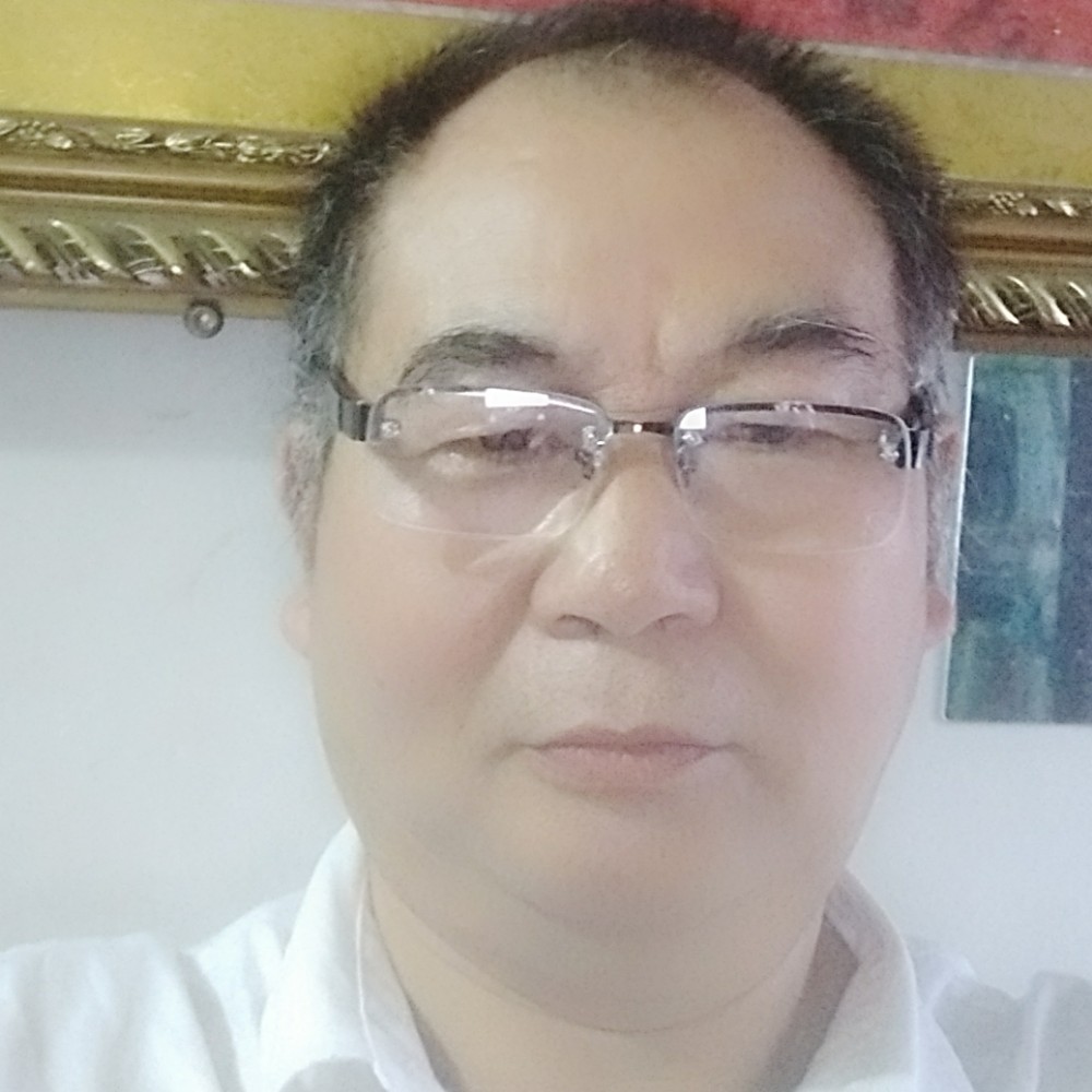 板栗真淳的照片