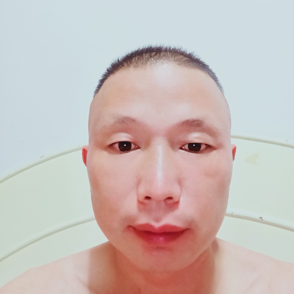 怕孤独的昆山男人的照片