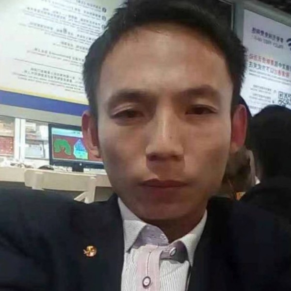 啊龙111111的照片