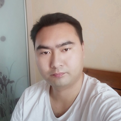 吴艾渝的照片