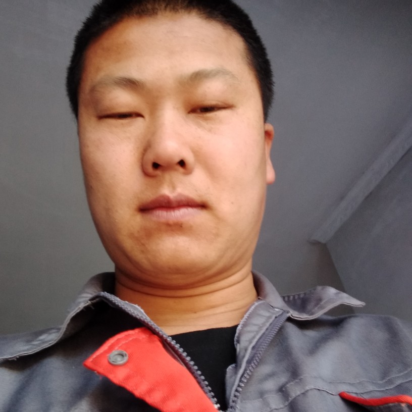 暴躁回首小蝴蝶的照片