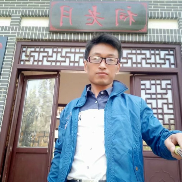 我就是无人代替的照片