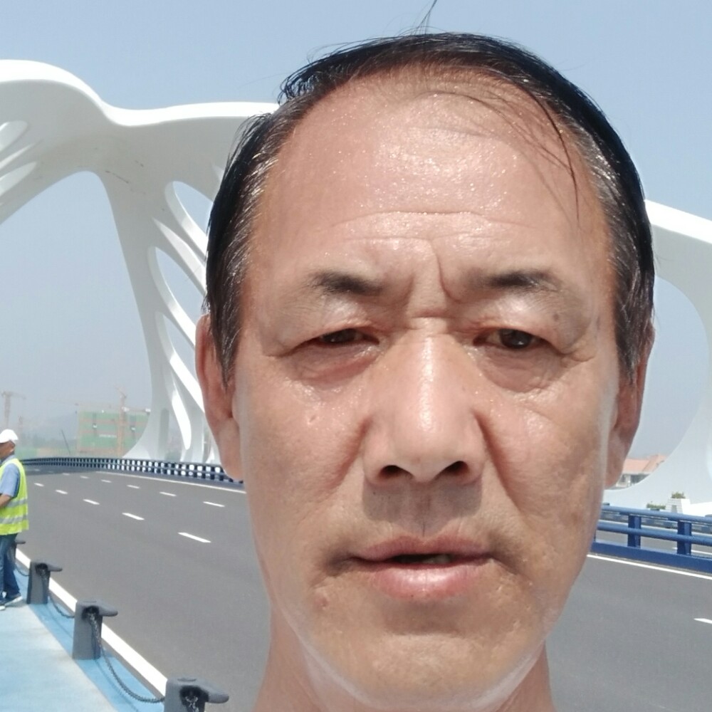 网络回眸风中的照片