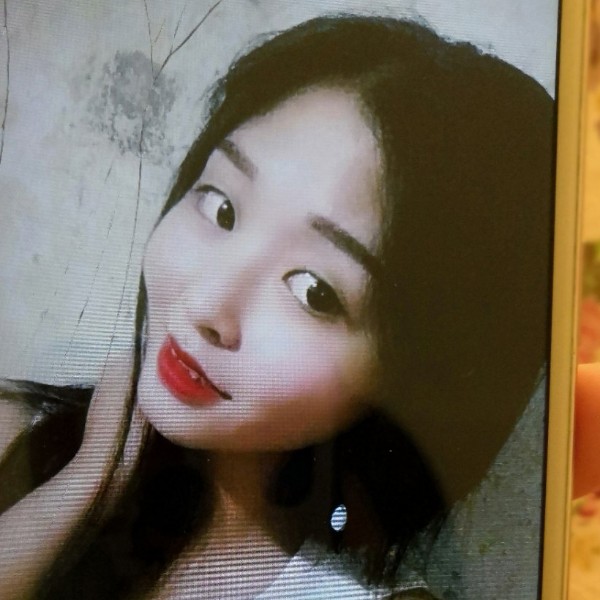 婉碧的照片