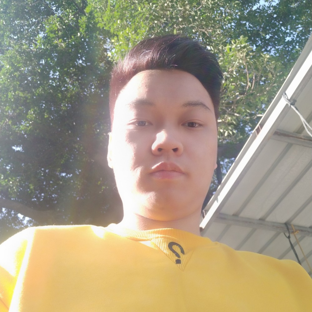 怕孤独浮光的照片