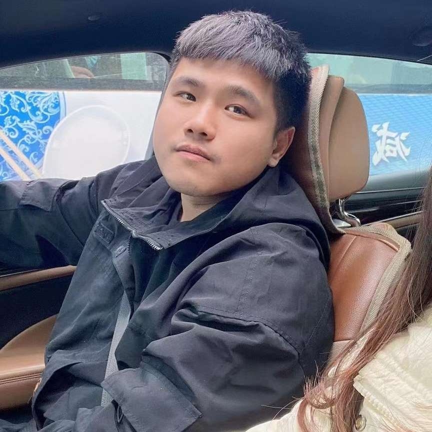 淡淡那红尘的照片