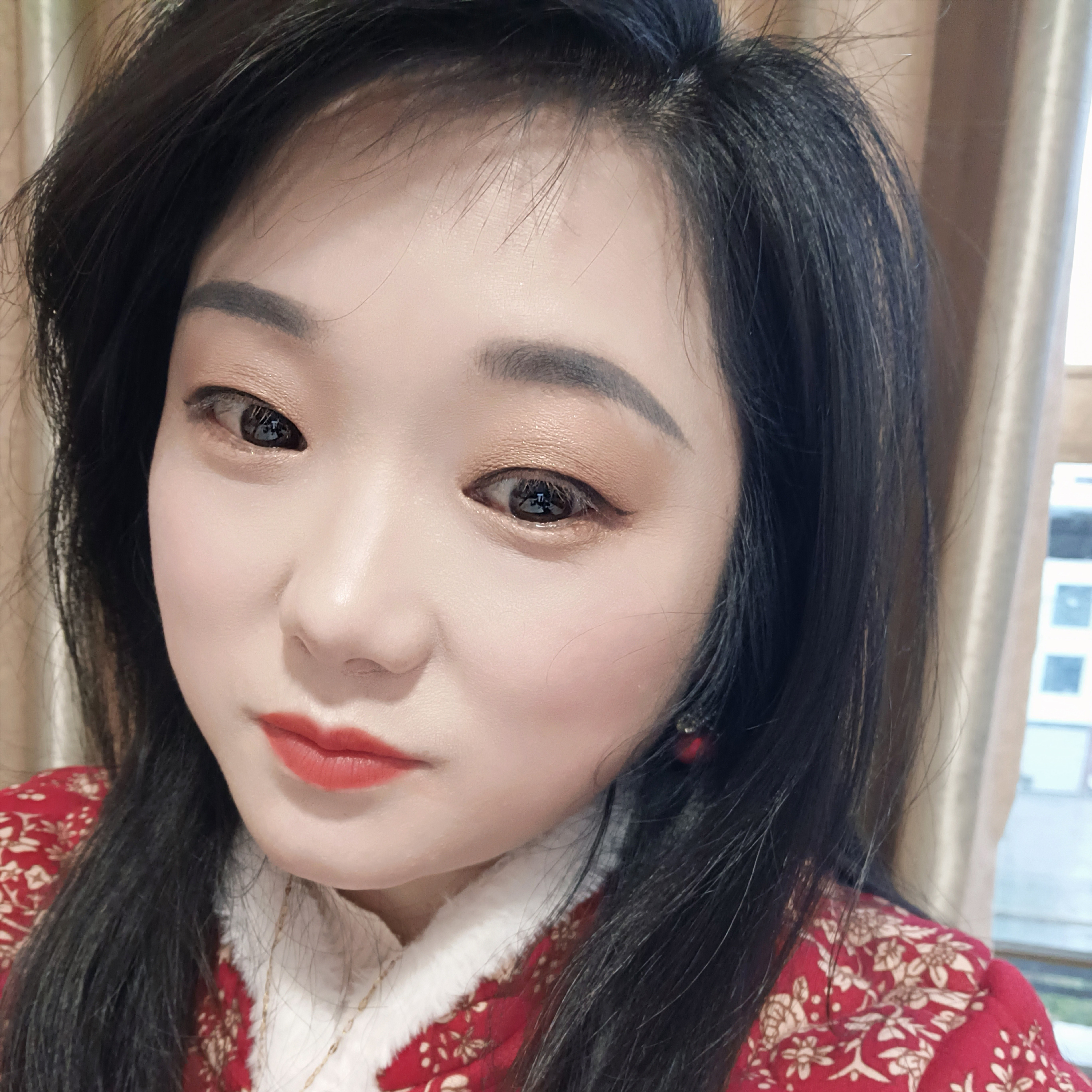 胡萝卜那开心的照片