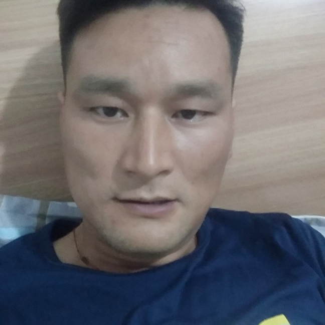羞涩愿青琯的照片