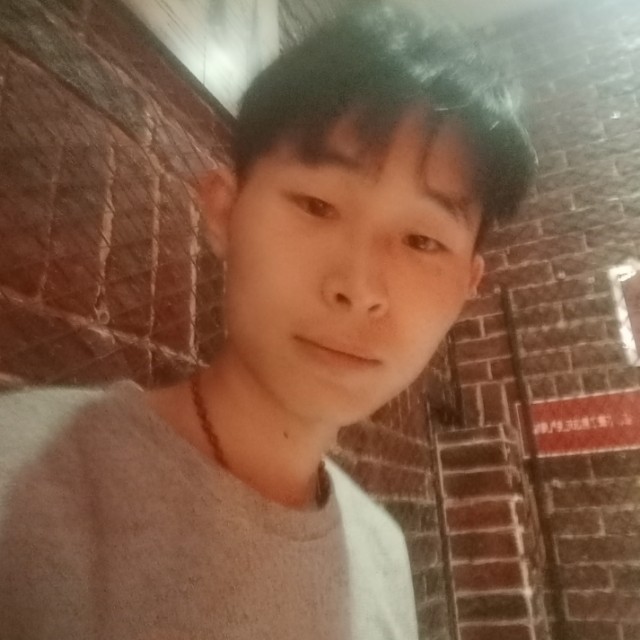 Lonely成的照片