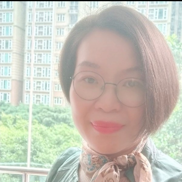 莠薇的照片
