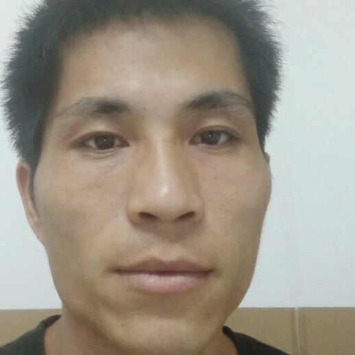 吕有彬的照片