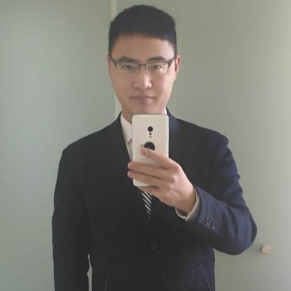 龙驹踏风的照片