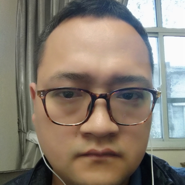 白云浅吻土豪的照片