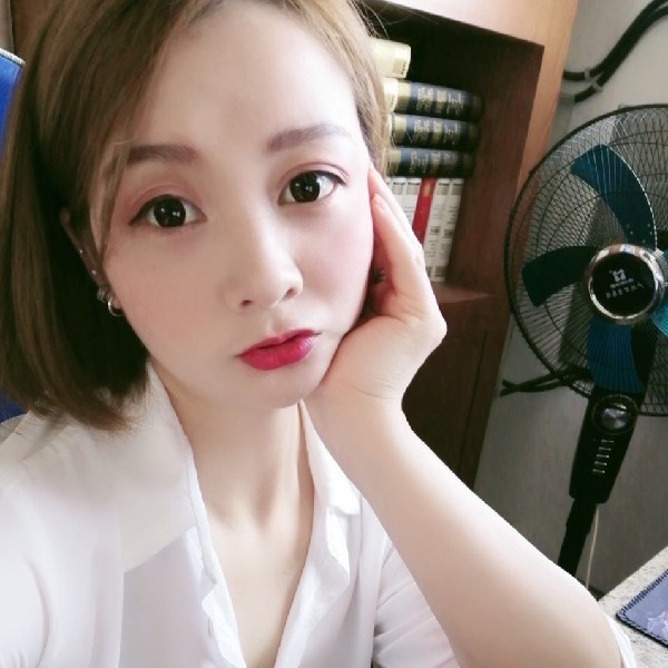_她的照片