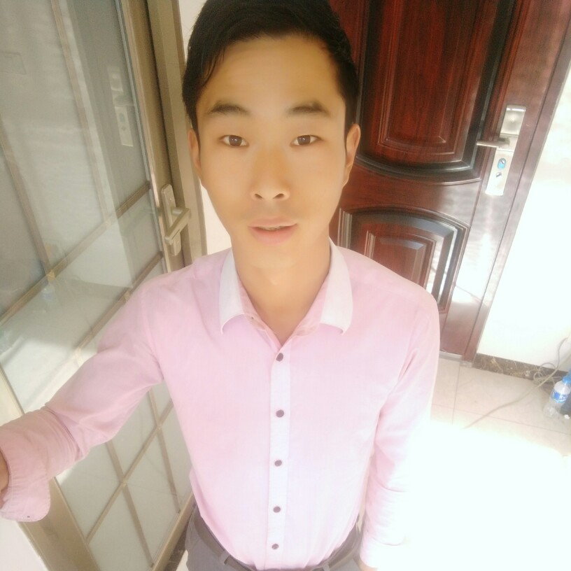 Z默默地等待的照片
