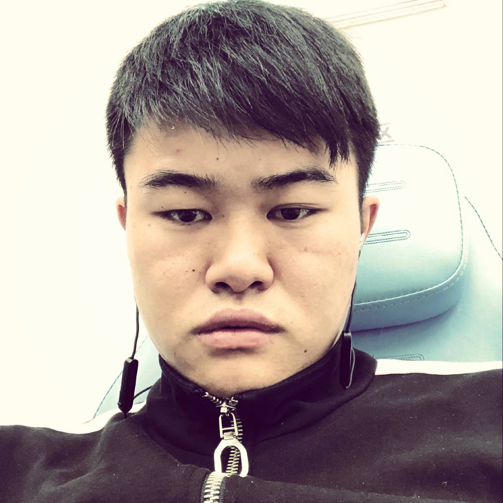 山岚回首小巧的照片