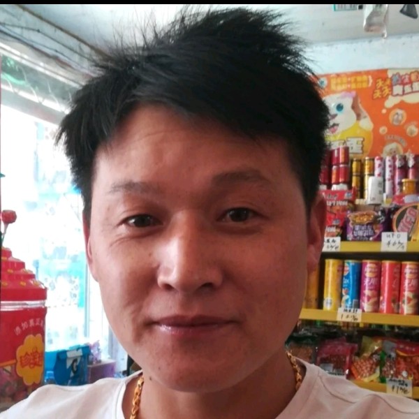 钓鱼不吃鱼的照片