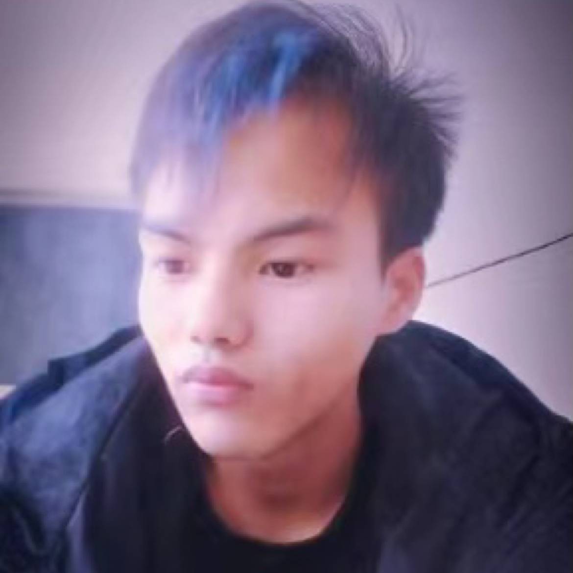 英俊得少年的照片