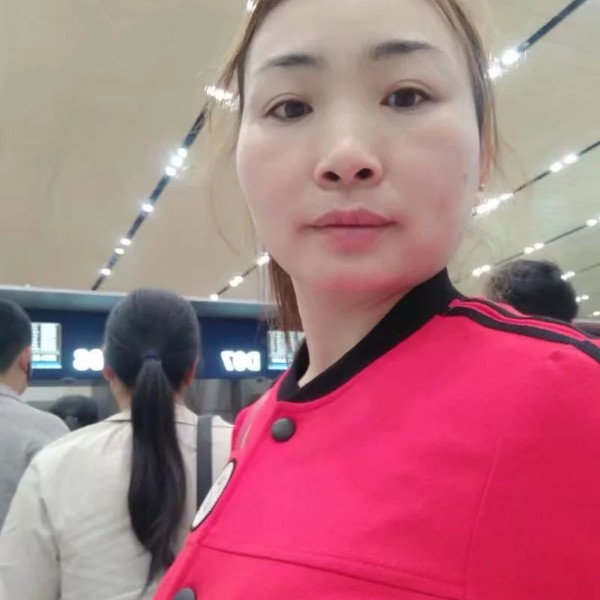 温柔打手套的照片