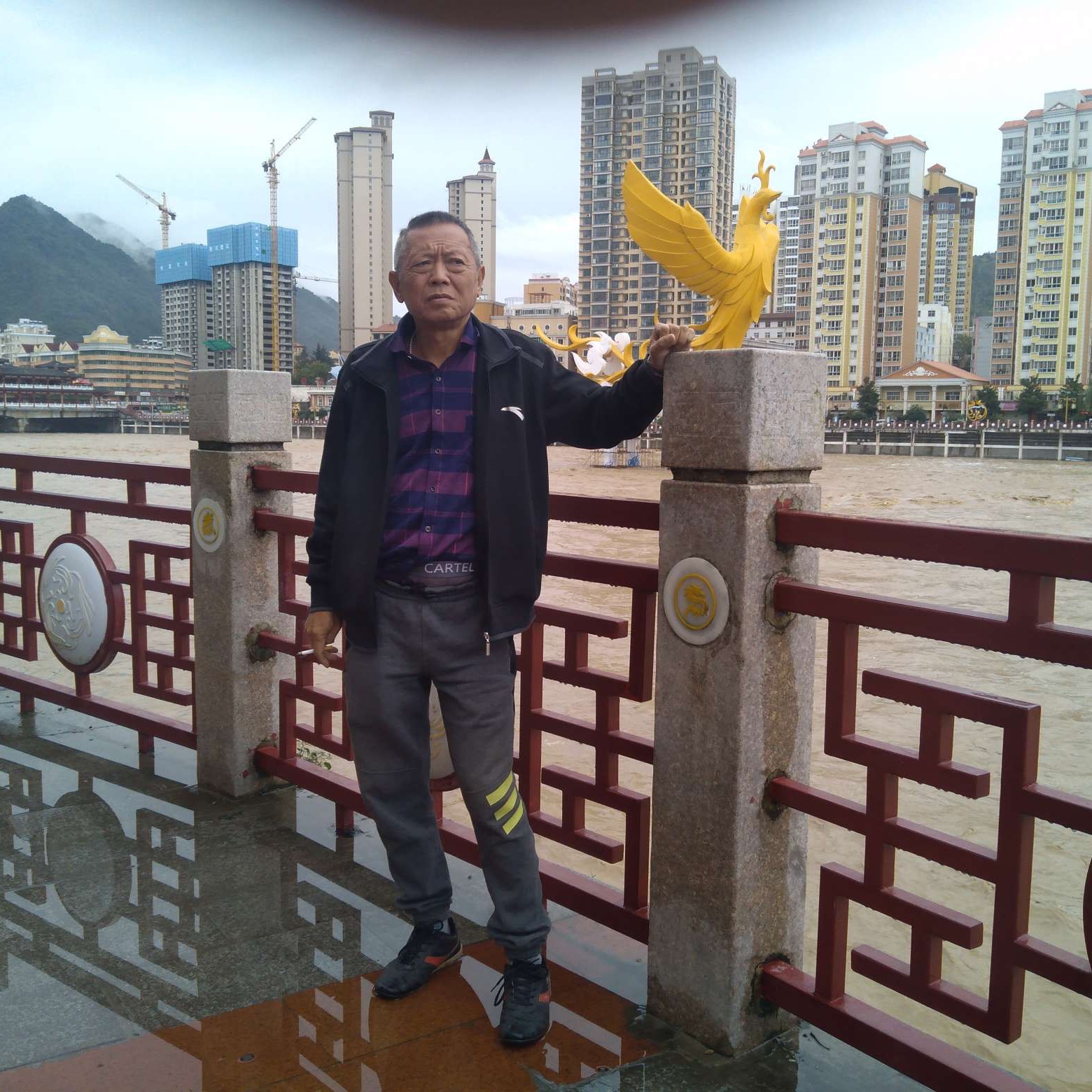 聪慧闻时加人空的照片