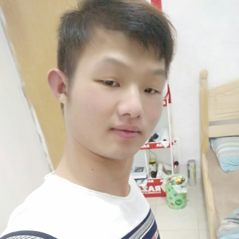 深情西装的照片