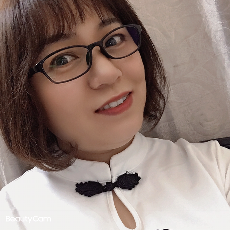 飘逸的小刺猬的照片
