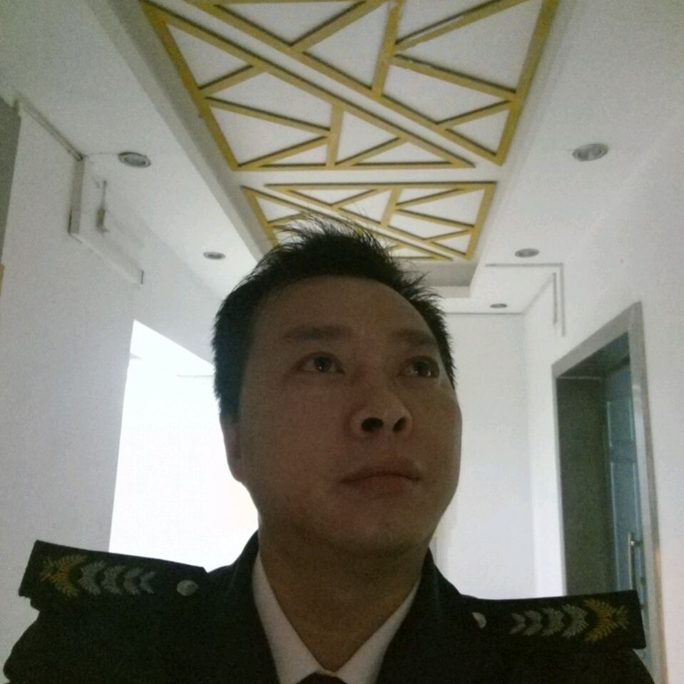 数据线和落寂的照片