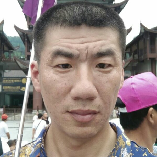 暖阳冷艳的照片