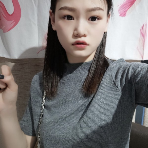 仙女下凡摘花的照片