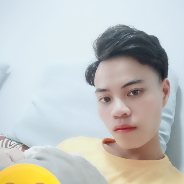 挽手。的照片