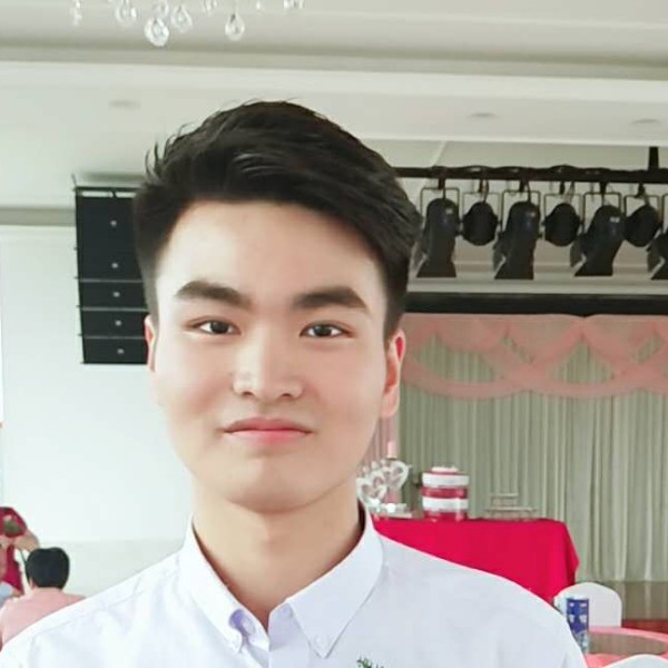 小艾迪的照片