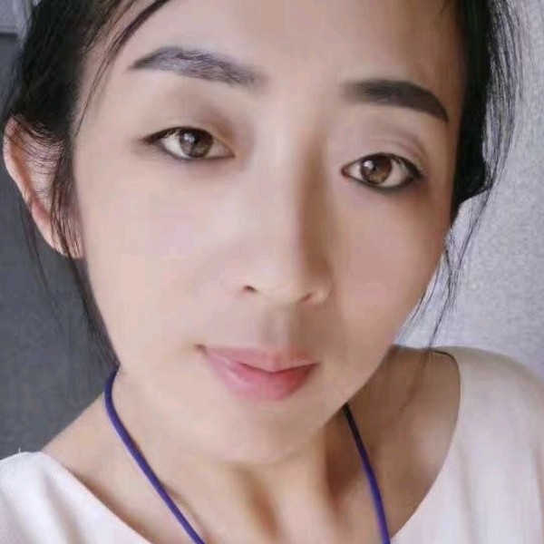 卡春娜的照片