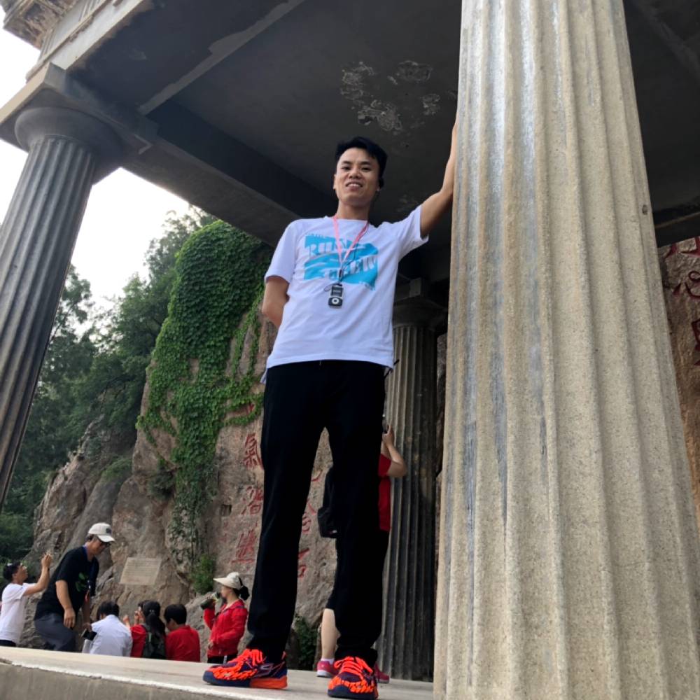 郑选洲的照片